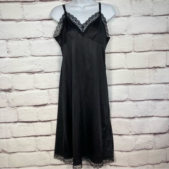 Black Nylon Slip SZ M Lace Trim Adjustable Straps long Dress Rom-Com Y2K - Picture 1 of 8